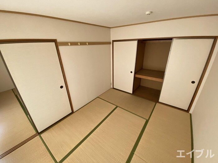 物件内観写真7　(居室)