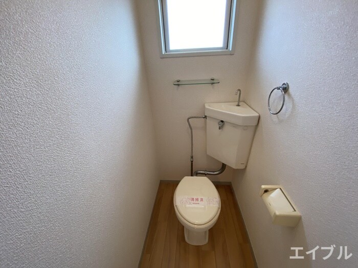 物件内観写真14　(トイレ)