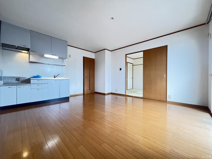 物件内観写真6　(居室)