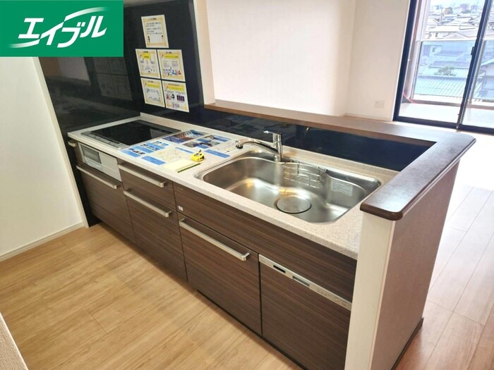 物件内観写真11　(キッチン)