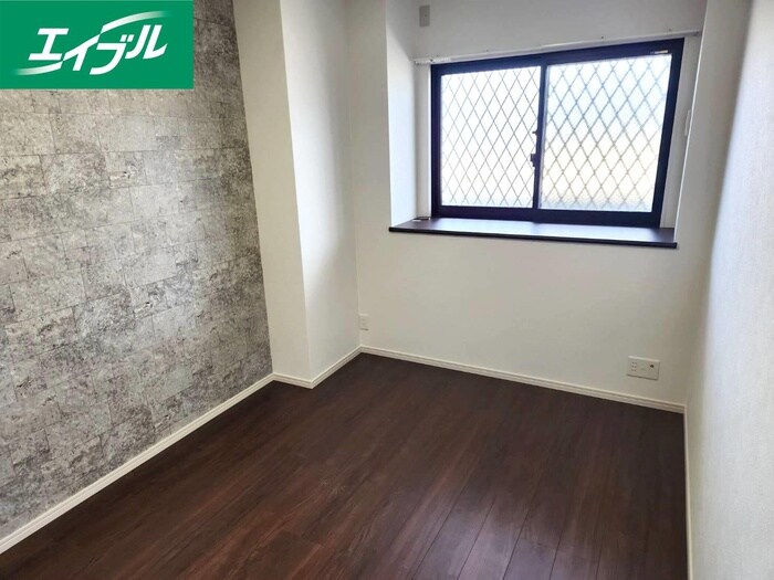 物件内観写真18　(居室)