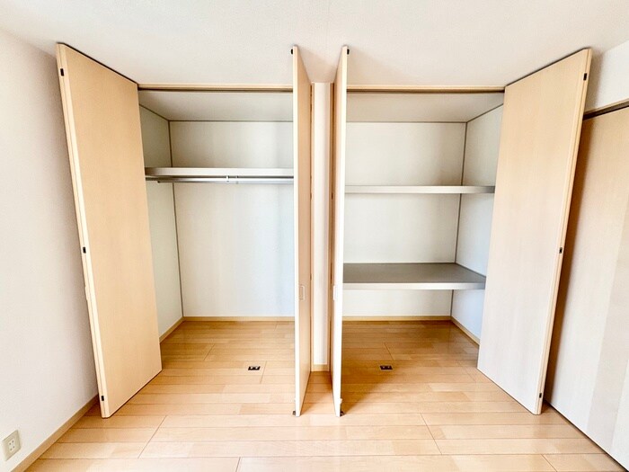 物件内観写真11　(収納)