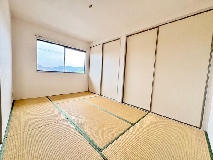 物件内観写真9　(居室)