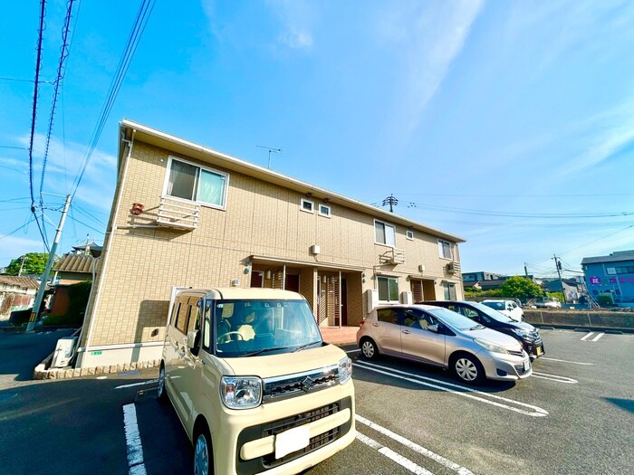 物件外観写真2　(駐輪場)