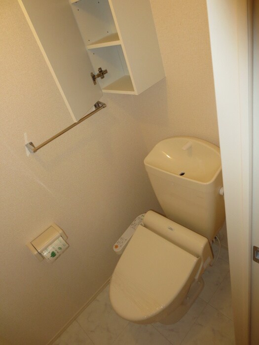 物件内観写真12　(トイレ)