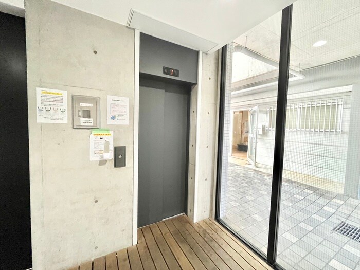 物件外観写真6　(建物設備)