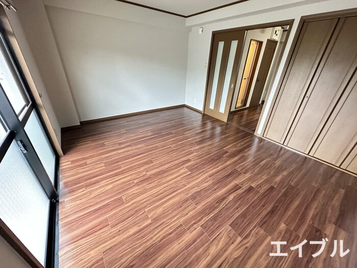 物件内観写真6　(居室)