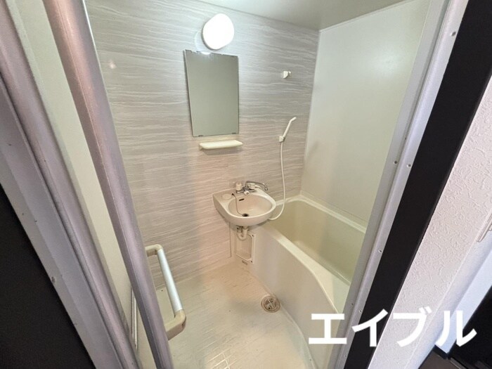 物件内観写真7　(バス／シャワールーム等)