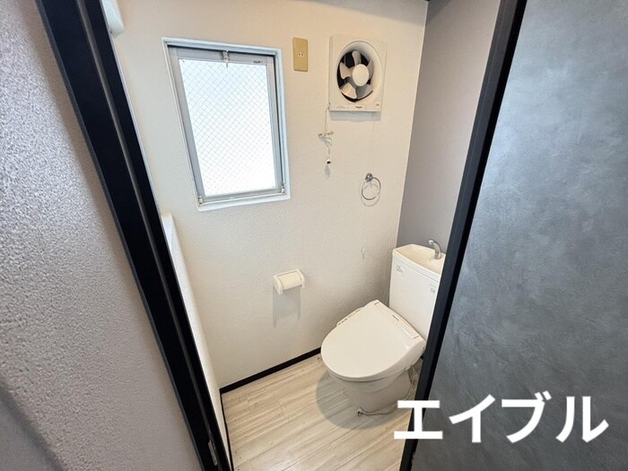 物件内観写真9　(トイレ)