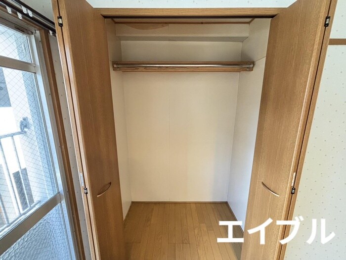 物件内観写真11　(収納)