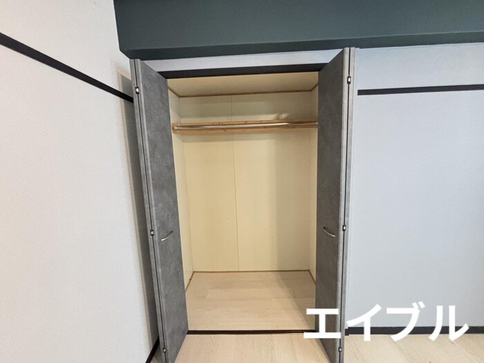 物件内観写真11　(収納)