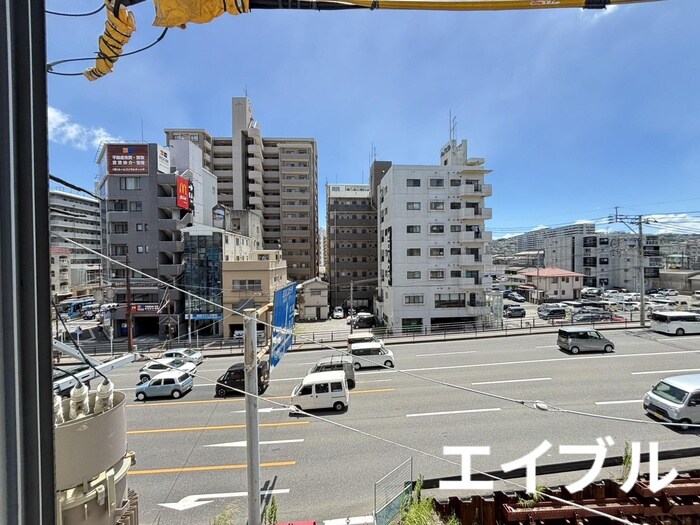 物件内観写真12　(室内からの展望)