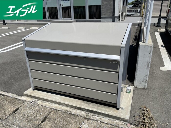 物件外観写真4　(建物設備)