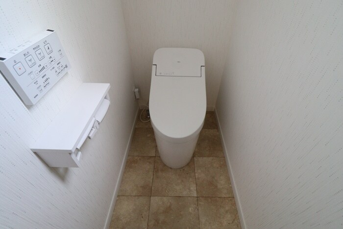 物件内観写真10　(トイレ)