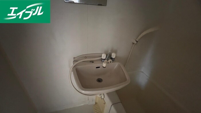 物件内観写真11　(洗面)