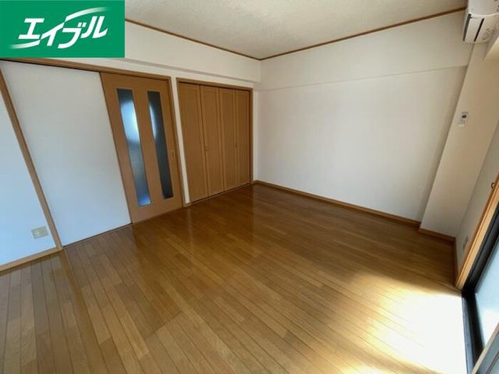 物件内観写真17　(居室)