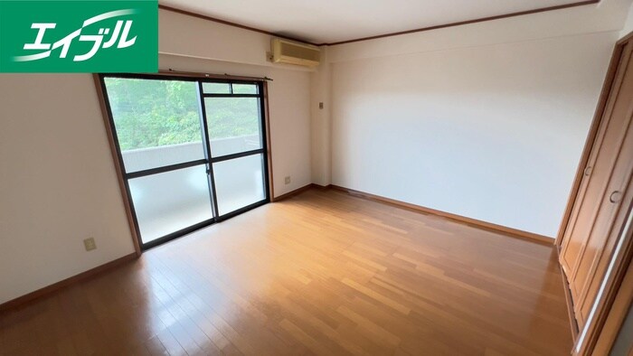 物件内観写真19　(居室)