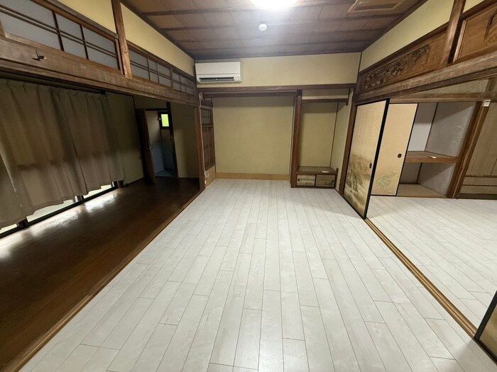 物件内観写真11　(居室)