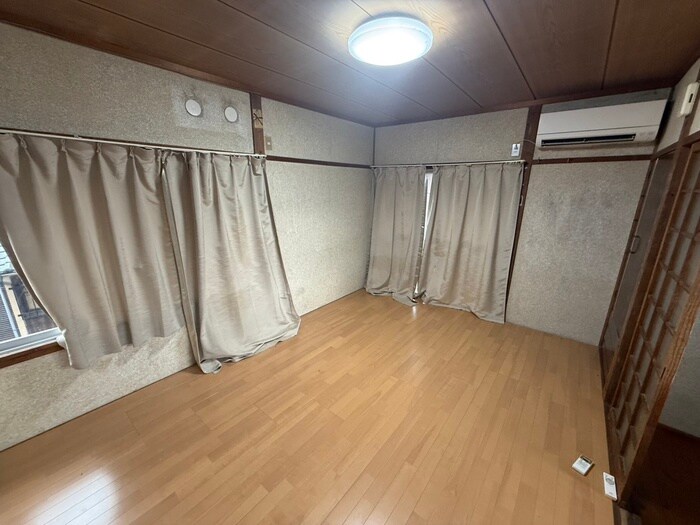 物件内観写真15　(居室)