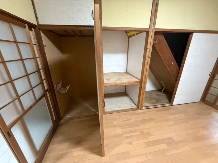 物件内観写真18　(収納)