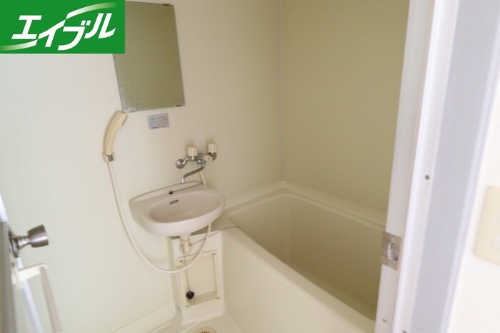 物件内観写真12　(洗面)