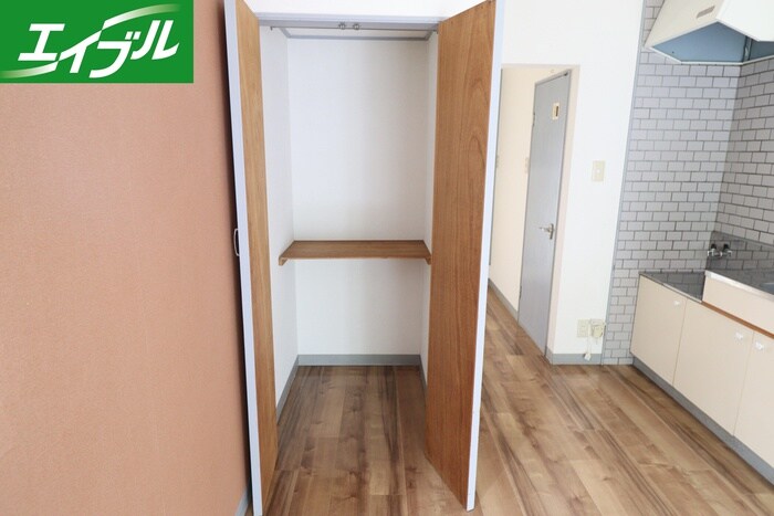 物件内観写真14　(収納)