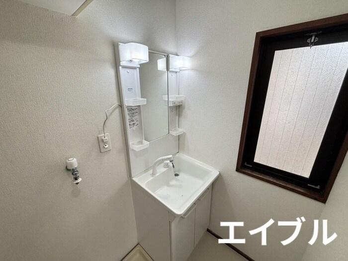 物件内観写真9　(洗面)