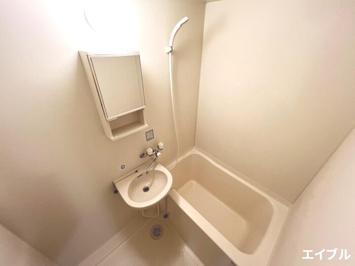 物件内観写真11　(バス／シャワールーム等)