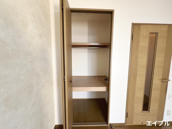 物件内観写真13　(収納)