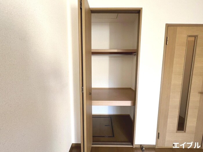 物件内観写真13　(収納)