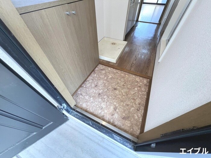 物件内観写真14　(玄関)