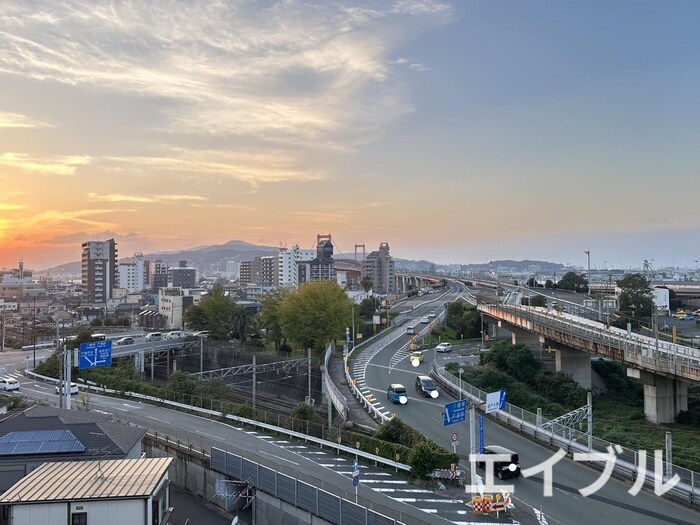 物件内観写真17　(室内からの展望)