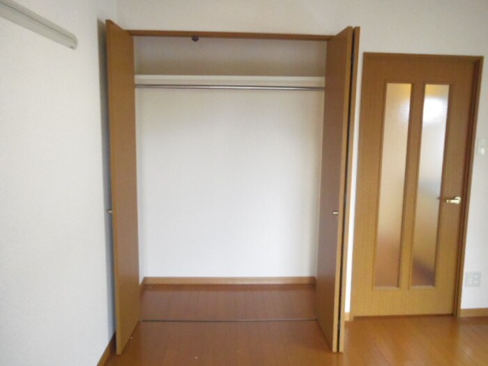 物件内観写真10　(収納)