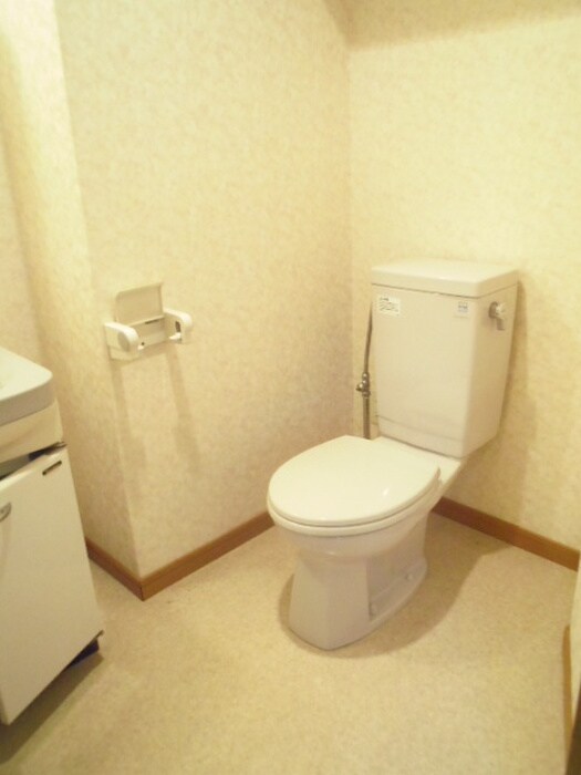 物件内観写真11　(トイレ)