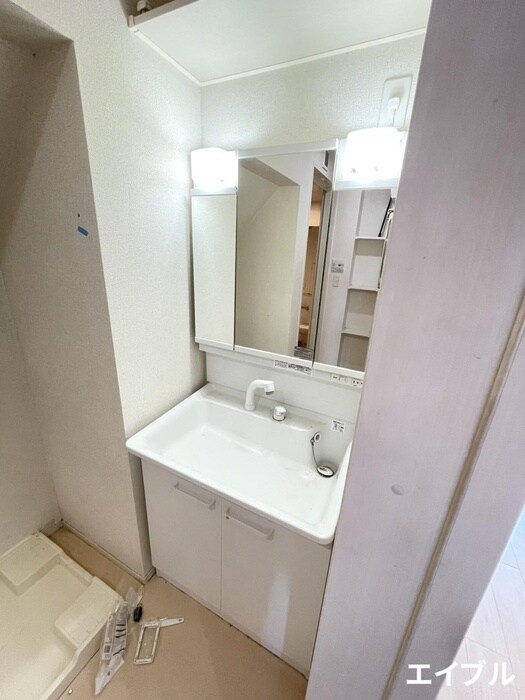 物件内観写真8　(洗面)