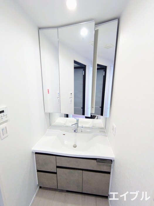 物件内観写真16　(洗面)