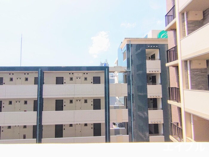 物件内観写真22　(室内からの展望)