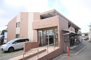 ルネス都府楼外観写真
