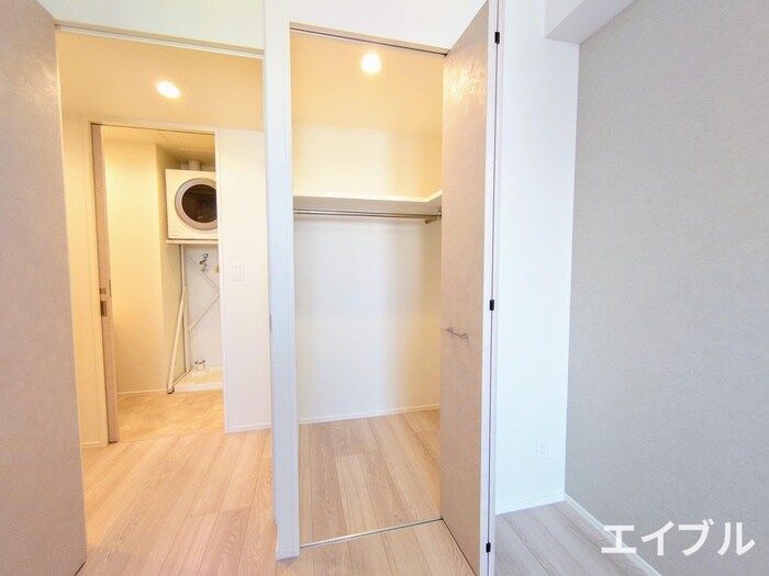 物件内観写真10　(収納)