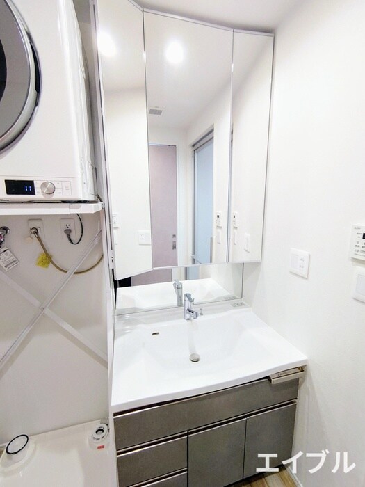 物件内観写真11　(洗面)