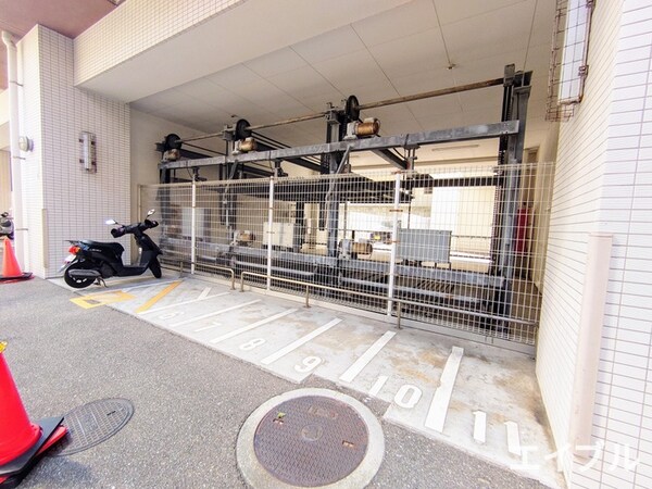 バイク置き場