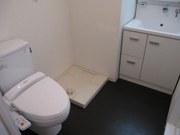 物件内観写真12　(トイレ)