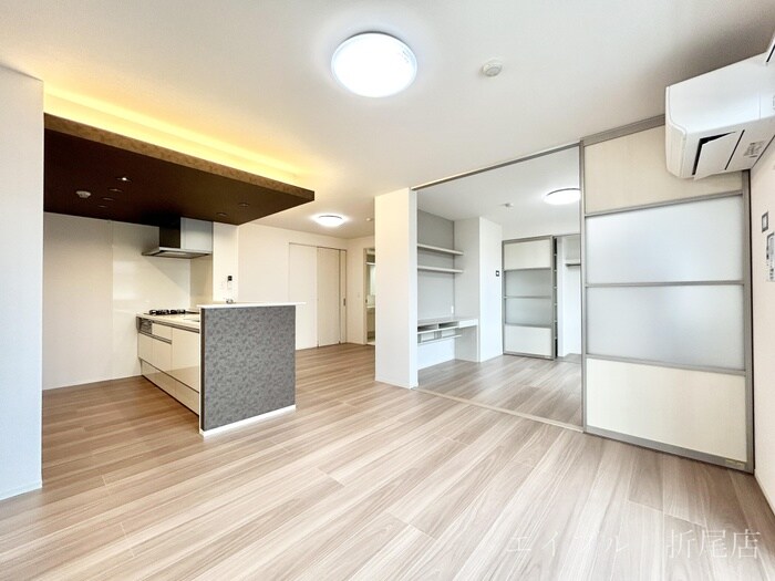 物件内観写真4　(居室)