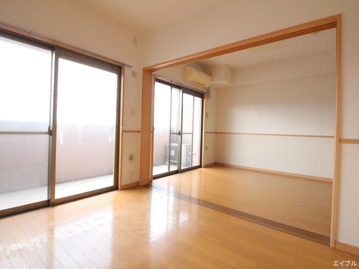 物件内観写真18　(居室)