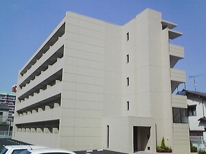 ア－バンライフ松田外観写真