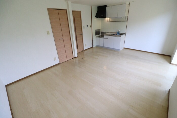 物件内観写真5　(居室)