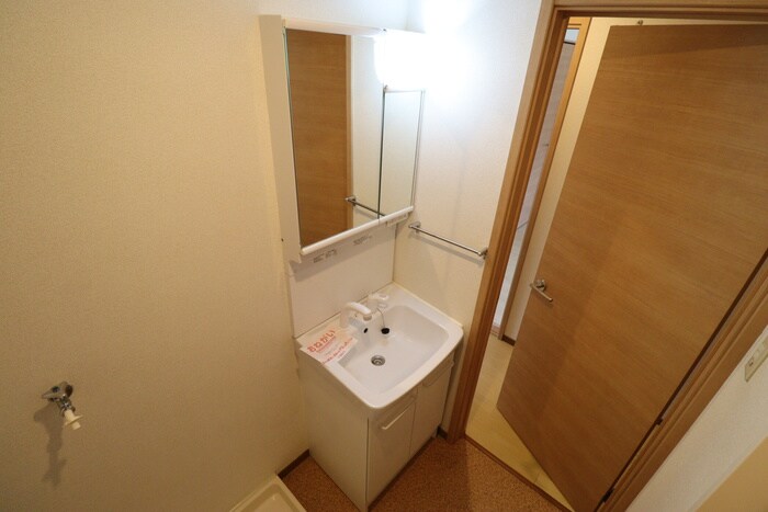 物件内観写真10　(洗面)