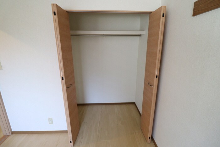 物件内観写真11　(収納)