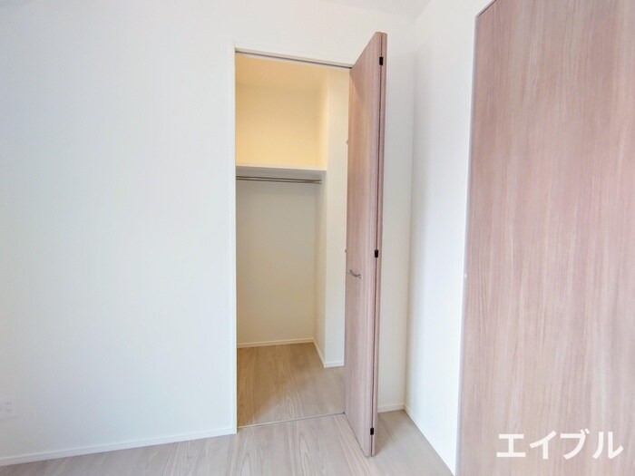 物件内観写真10　(収納)
