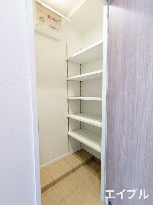 物件内観写真19　(靴箱)